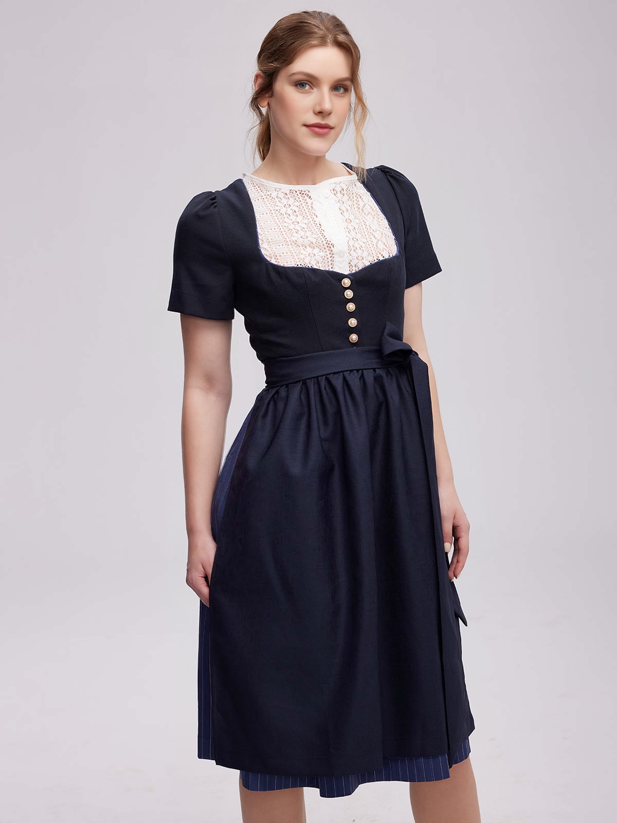 Dirndl in Blau