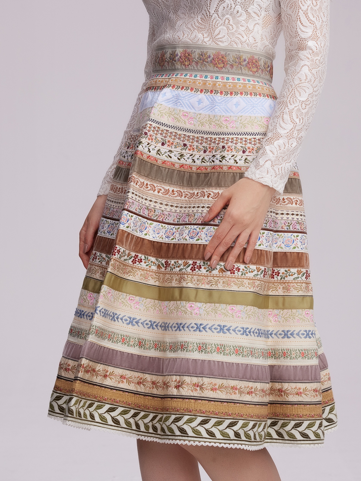 Dirndl Dunkelgrün mit beigem Rock