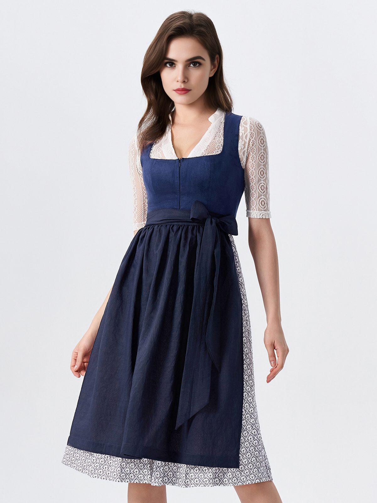 Dirndl in Blau – Inspirierendes Styling