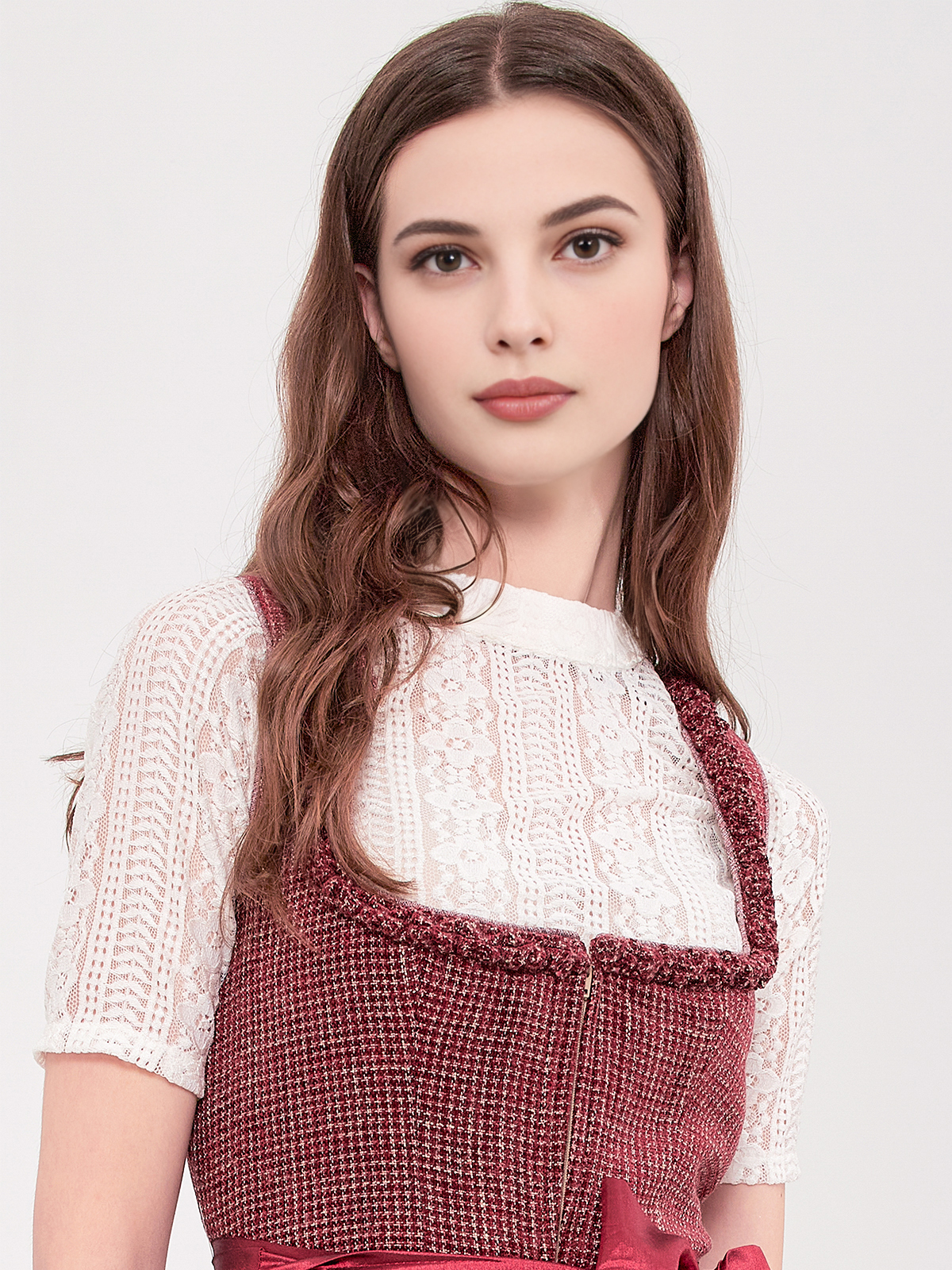 Dirndl in Rot – zeitlos und elegant