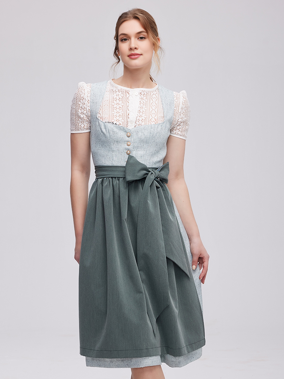 Traditionelles Dirndl in Grün