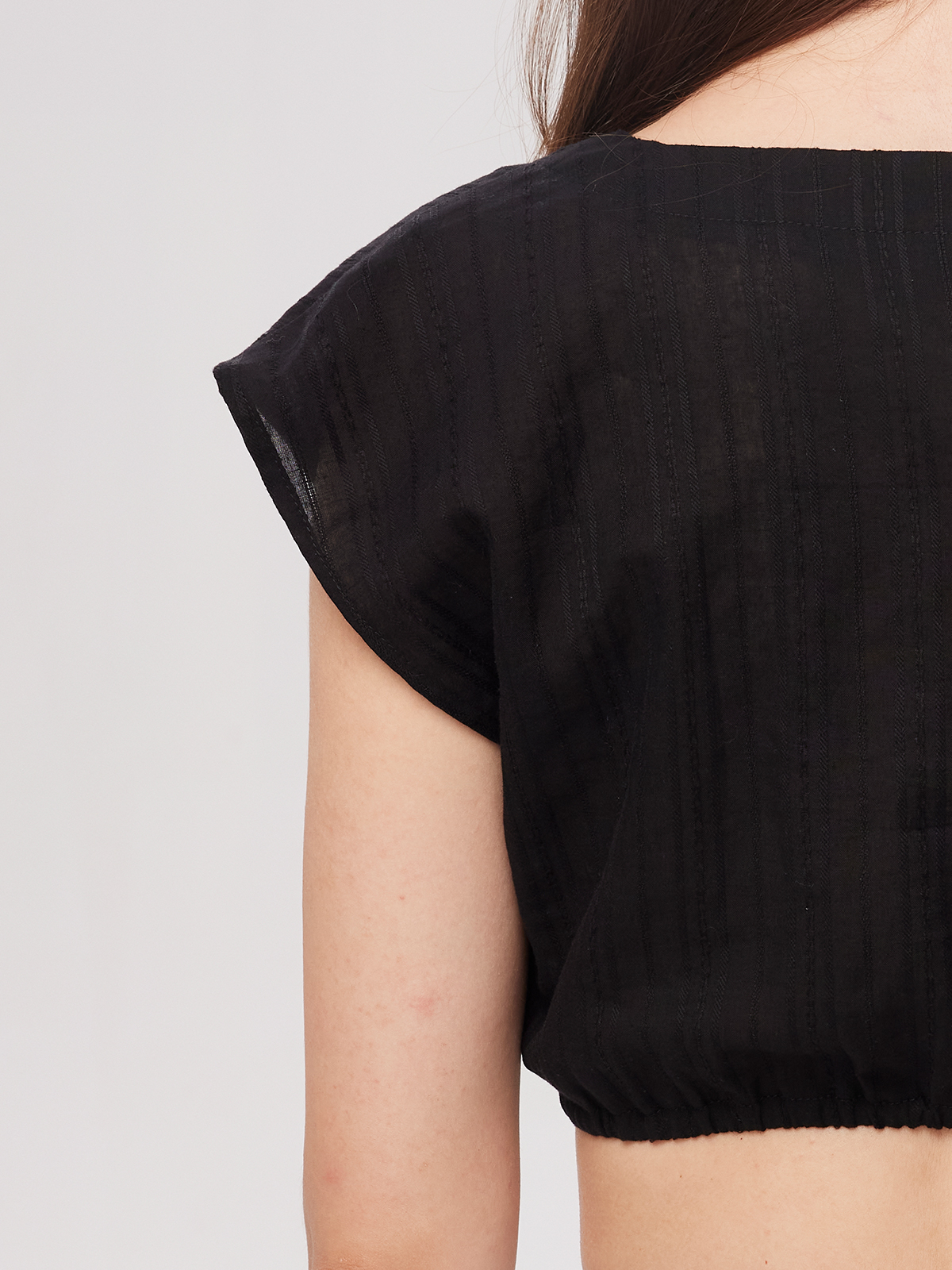 Dirndl mit Herzausschnitt in Schwarz